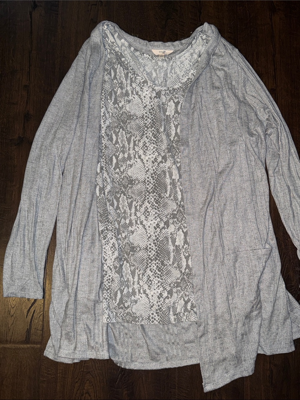 Terra & Sky Light Gray Snake-Print Layered Cardigan